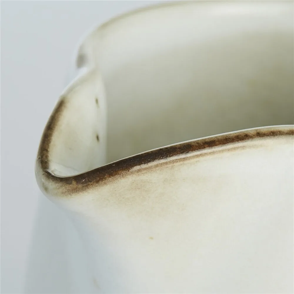 Amera gravy boat H8.5 cm. white sands