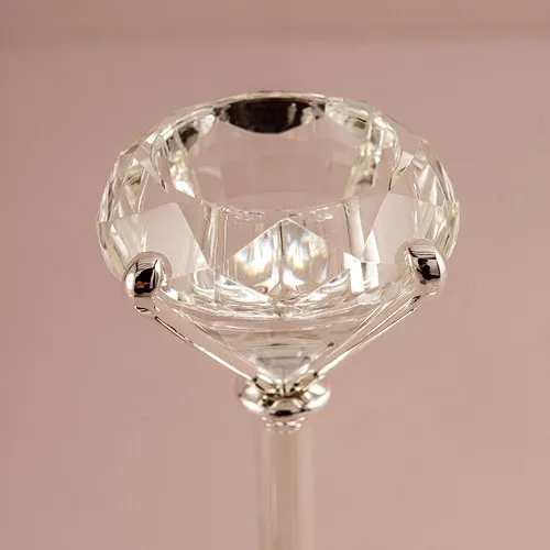 DIAMOND SHAPED TEALIGHT HOLDERS