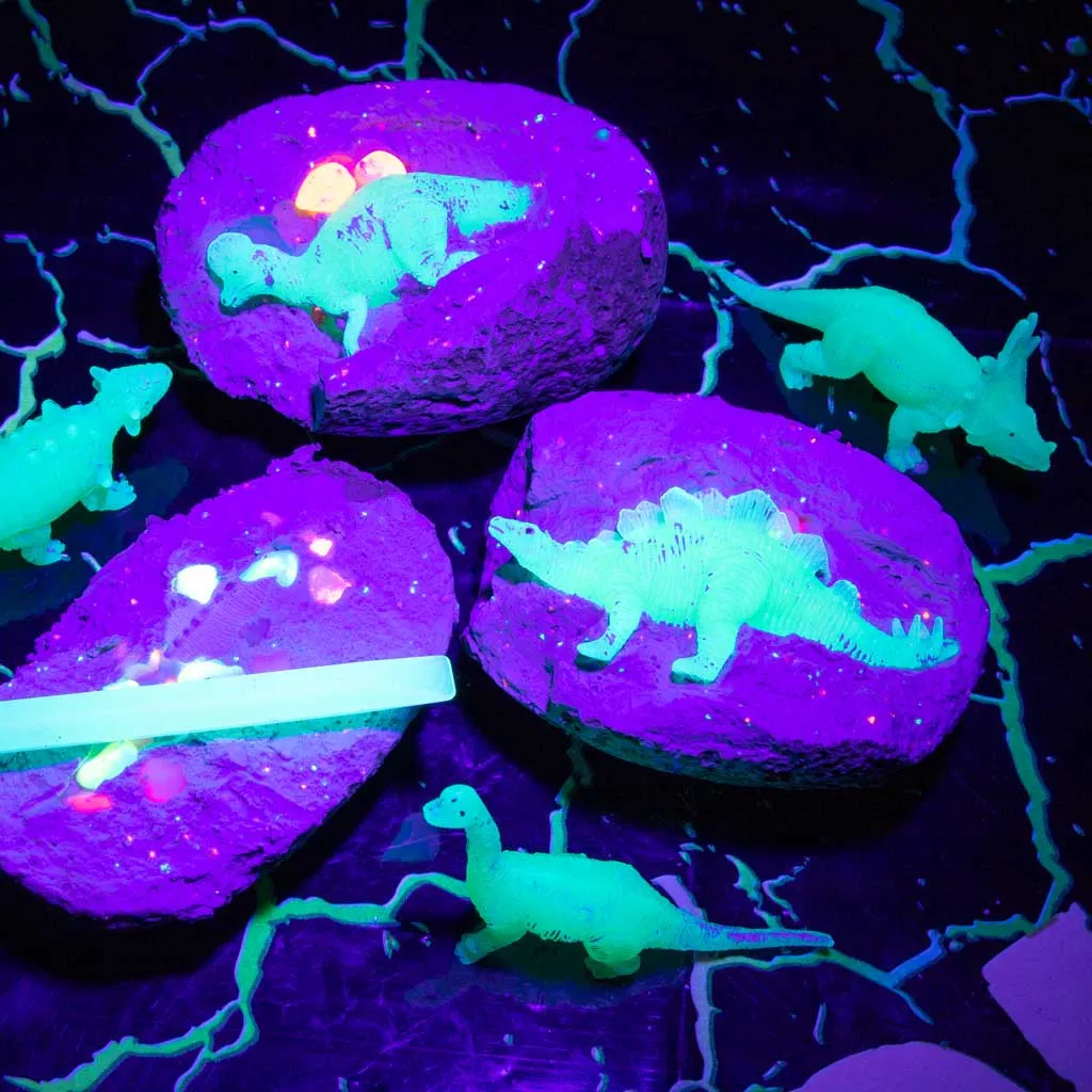 Mindware Dig It Up! Glow In The Dark Dinosaurs - Science Kit for Kids