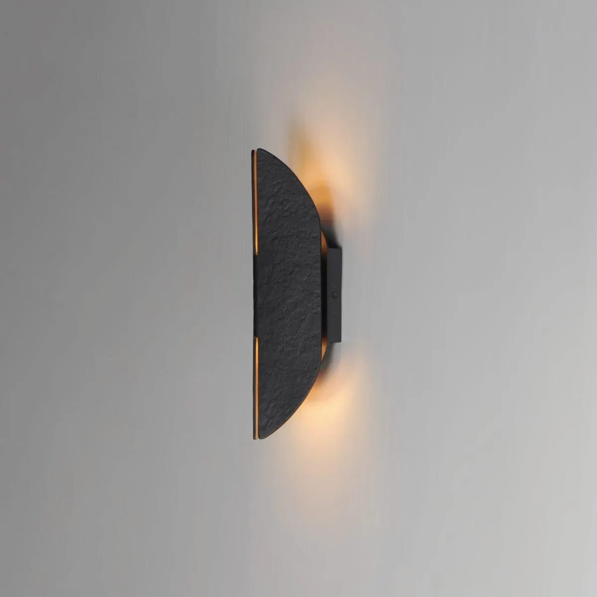 Tectonic 14 in. LED Outdoor Wall Sconce 3000K Black Finish