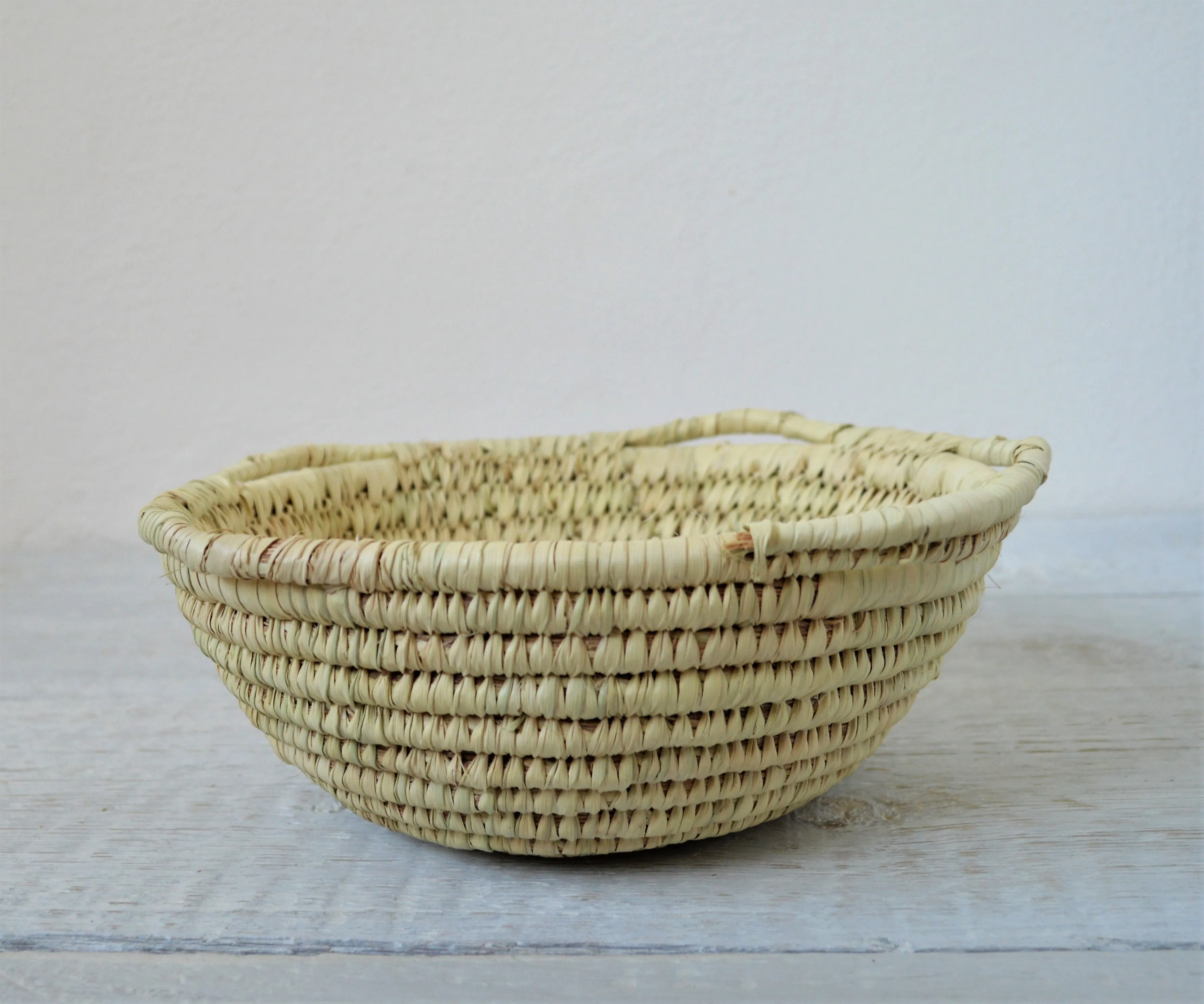 Woven fruit bowl